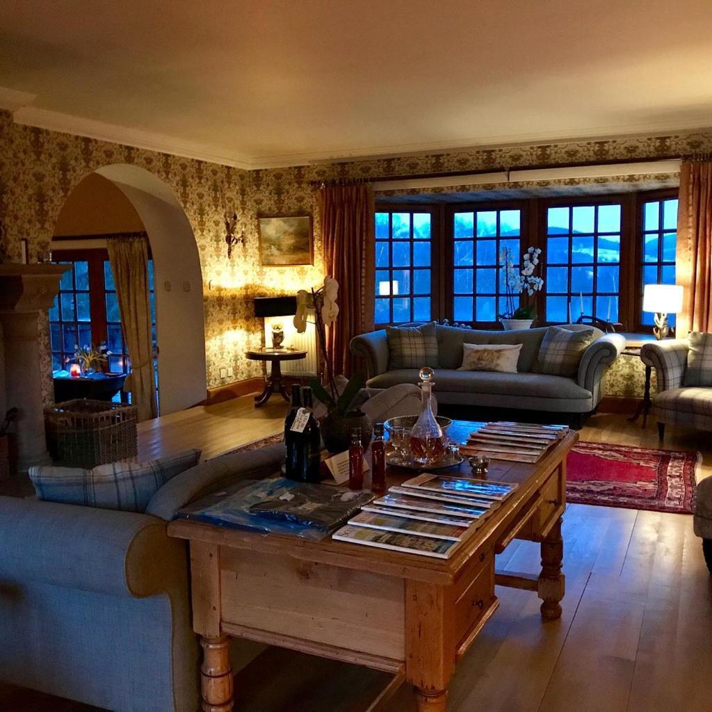 Highland Bear Lodge & Luxury Bear Huts Drumnadrochit Ngoại thất bức ảnh