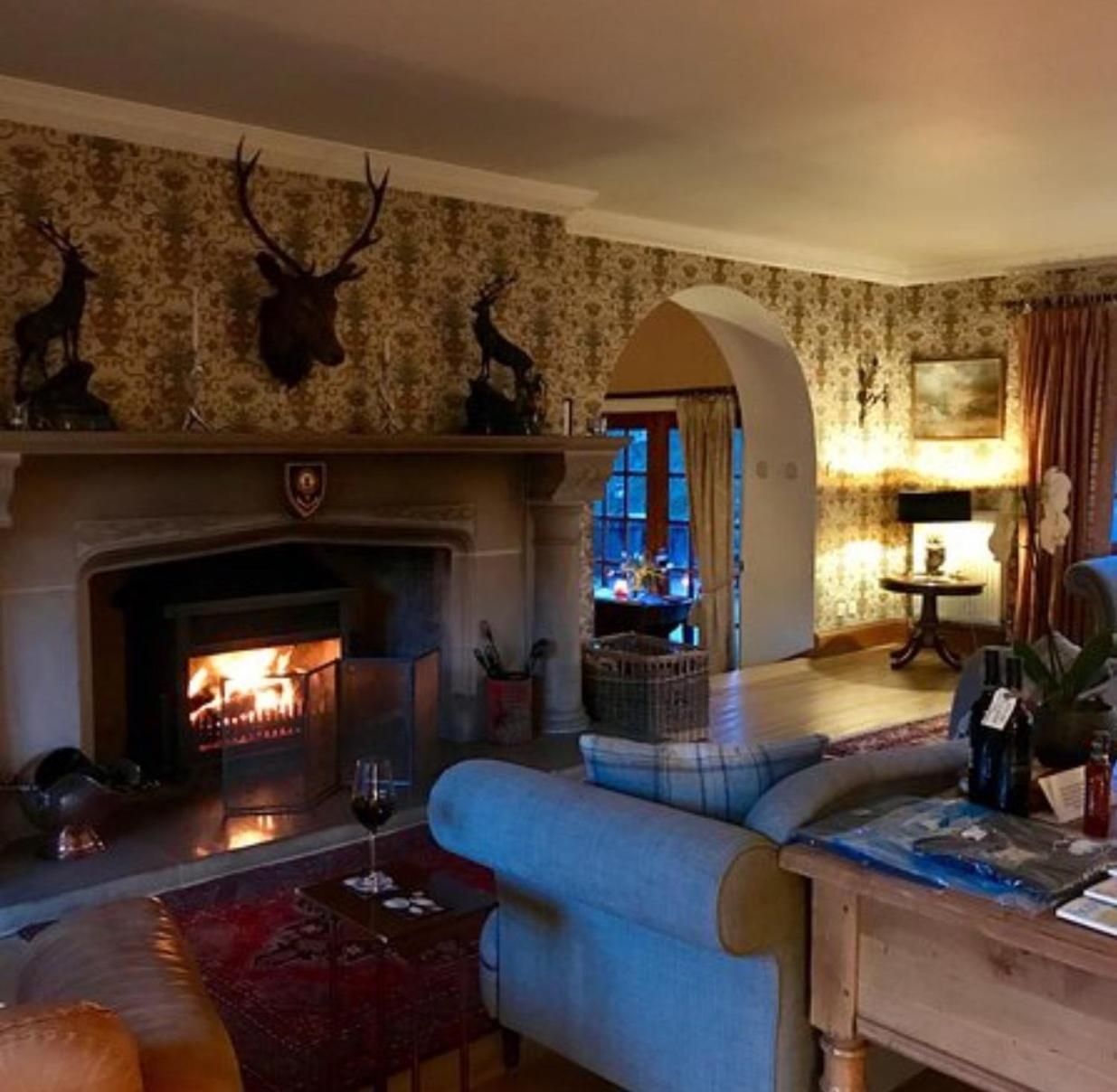 Highland Bear Lodge & Luxury Bear Huts Drumnadrochit Ngoại thất bức ảnh