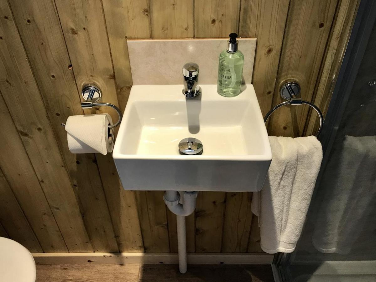 Highland Bear Lodge & Luxury Bear Huts Drumnadrochit Ngoại thất bức ảnh